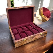 10 Watches – Golden Hinge – Wood Top