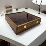 15 Watches – Golden Hinge – Glass Top