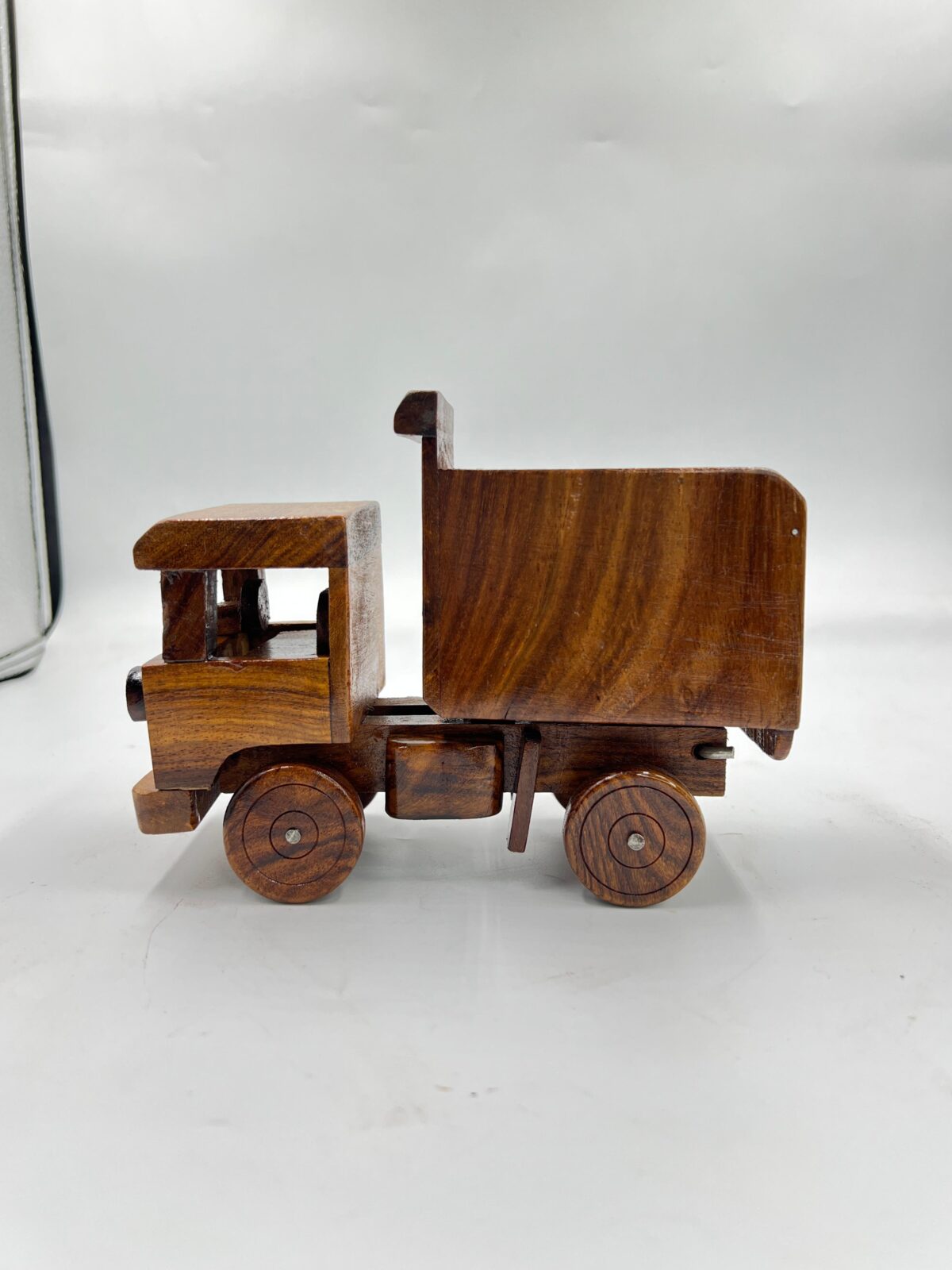 Wooden Dumper Car