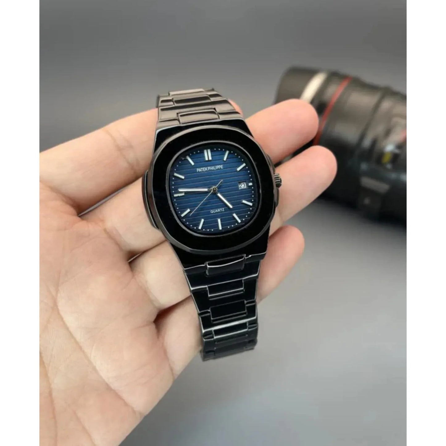 Patek Philippe - Nautilus - Stainless Steel - Black