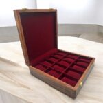 15 Watches – Plain – Wood Top