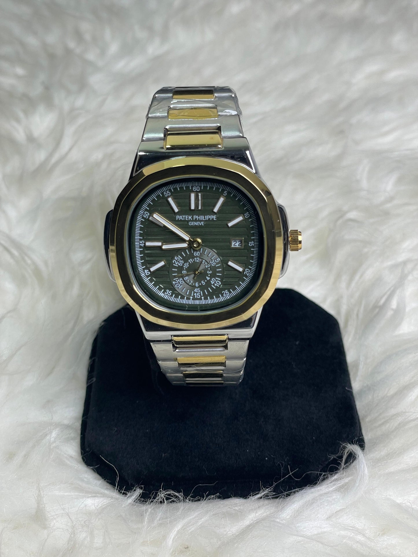 Patek Philippe nautilius-Green Dial